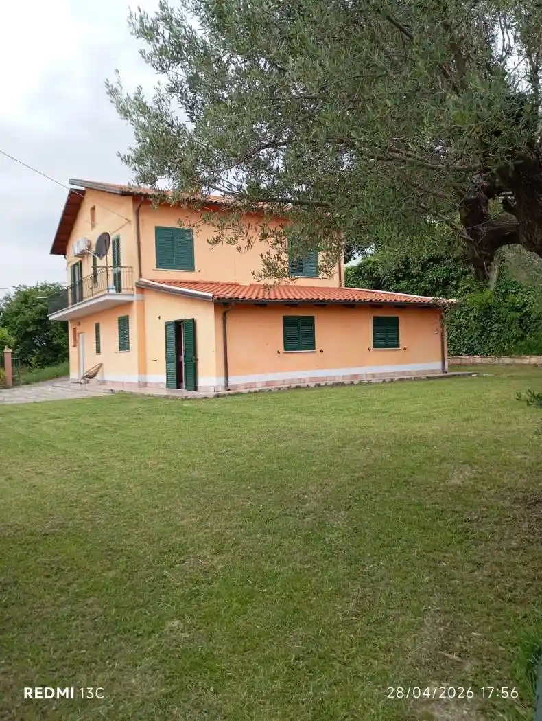 Appartamento in vendita a Canzano