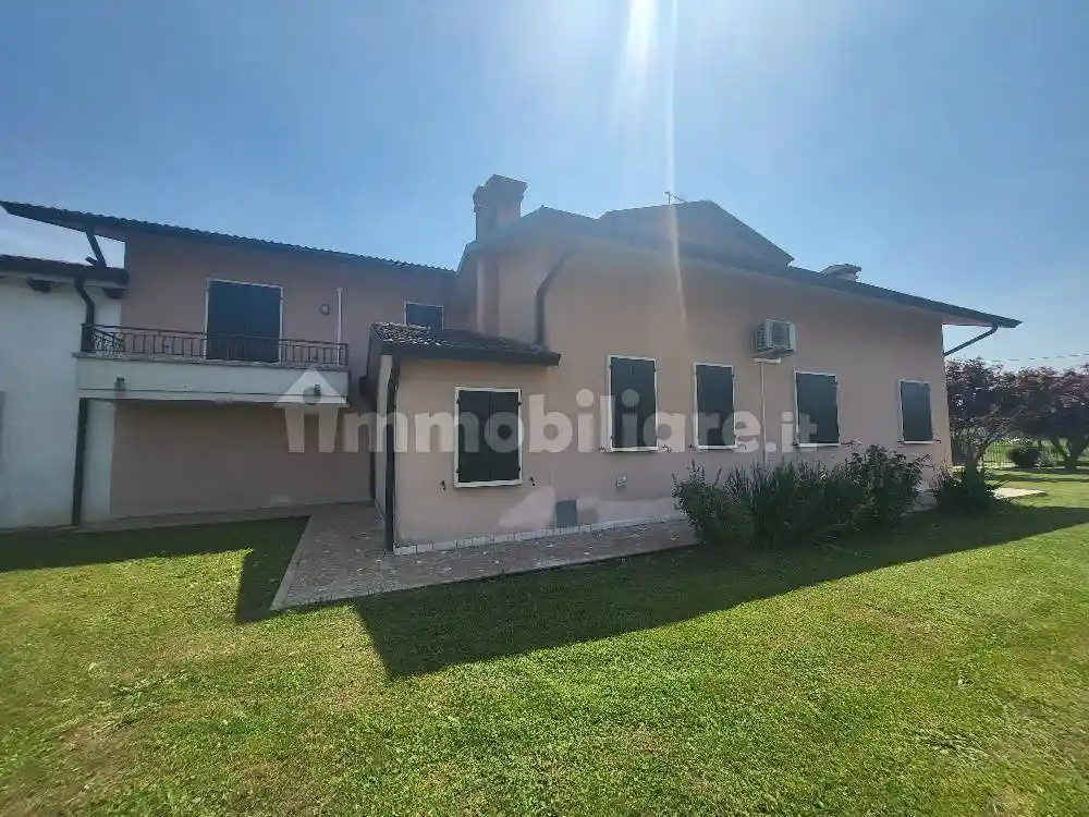 Terratetto unifamiliare 280 m², buono stato, Bertesinella - Ca' Balbi, Vicenza - foto 4