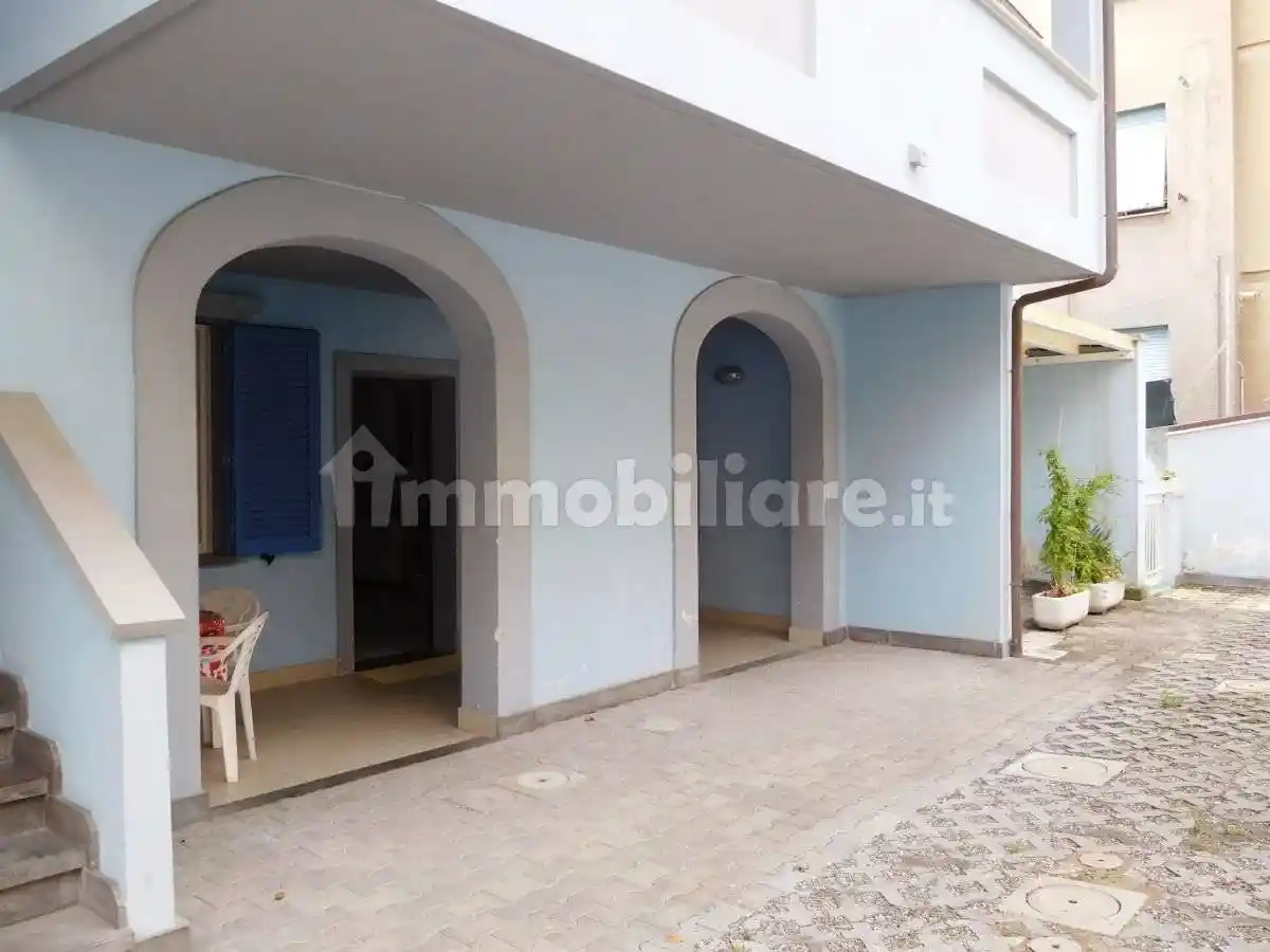 Appartamento in vendita a Cecina