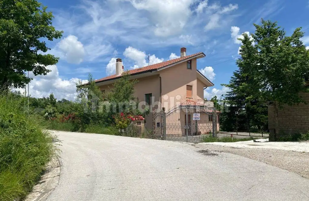 Villa in vendita a Montefusco