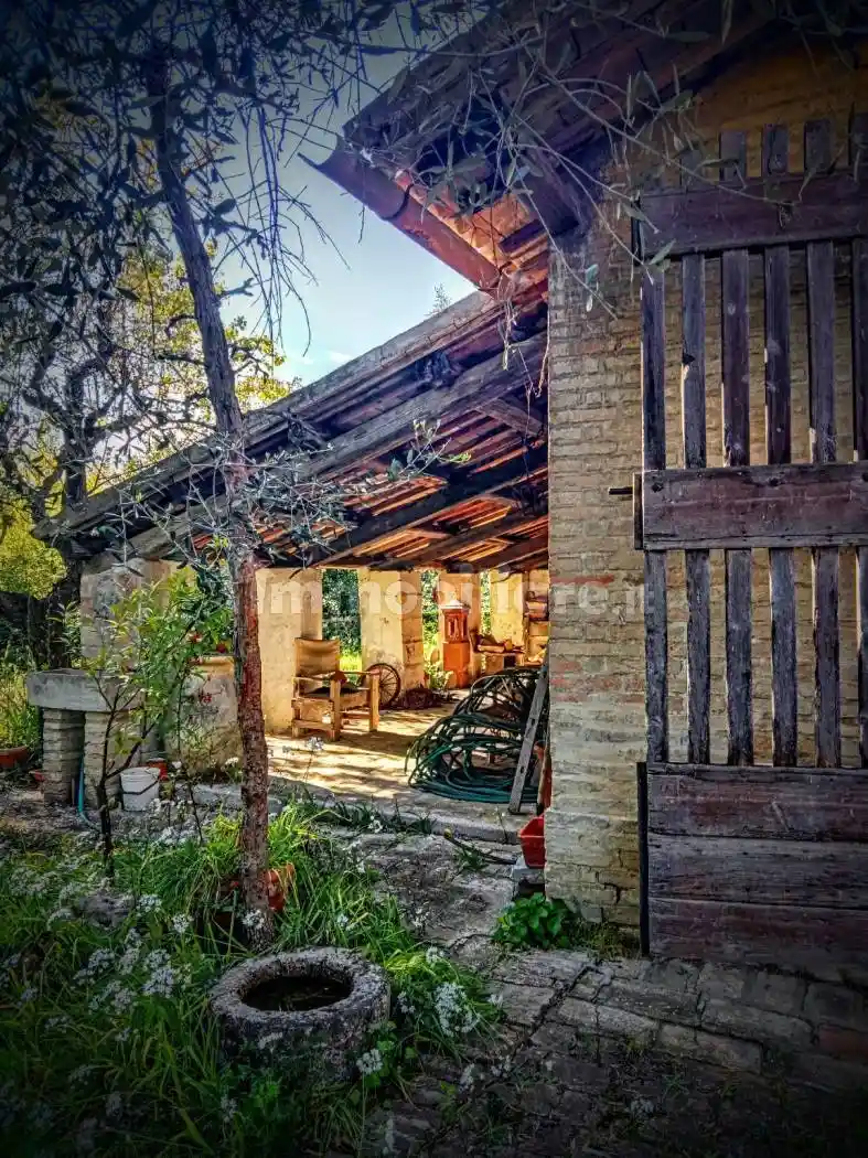 Rustico - Casale in vendita a Monte Porzio