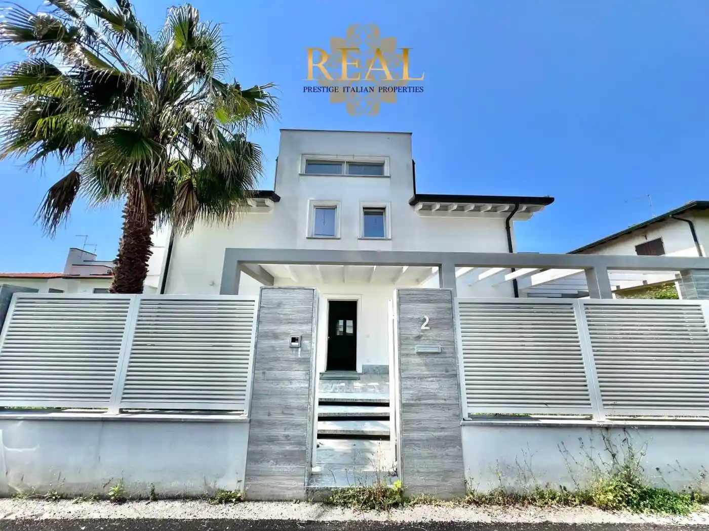 Villa in vendita a Montignoso