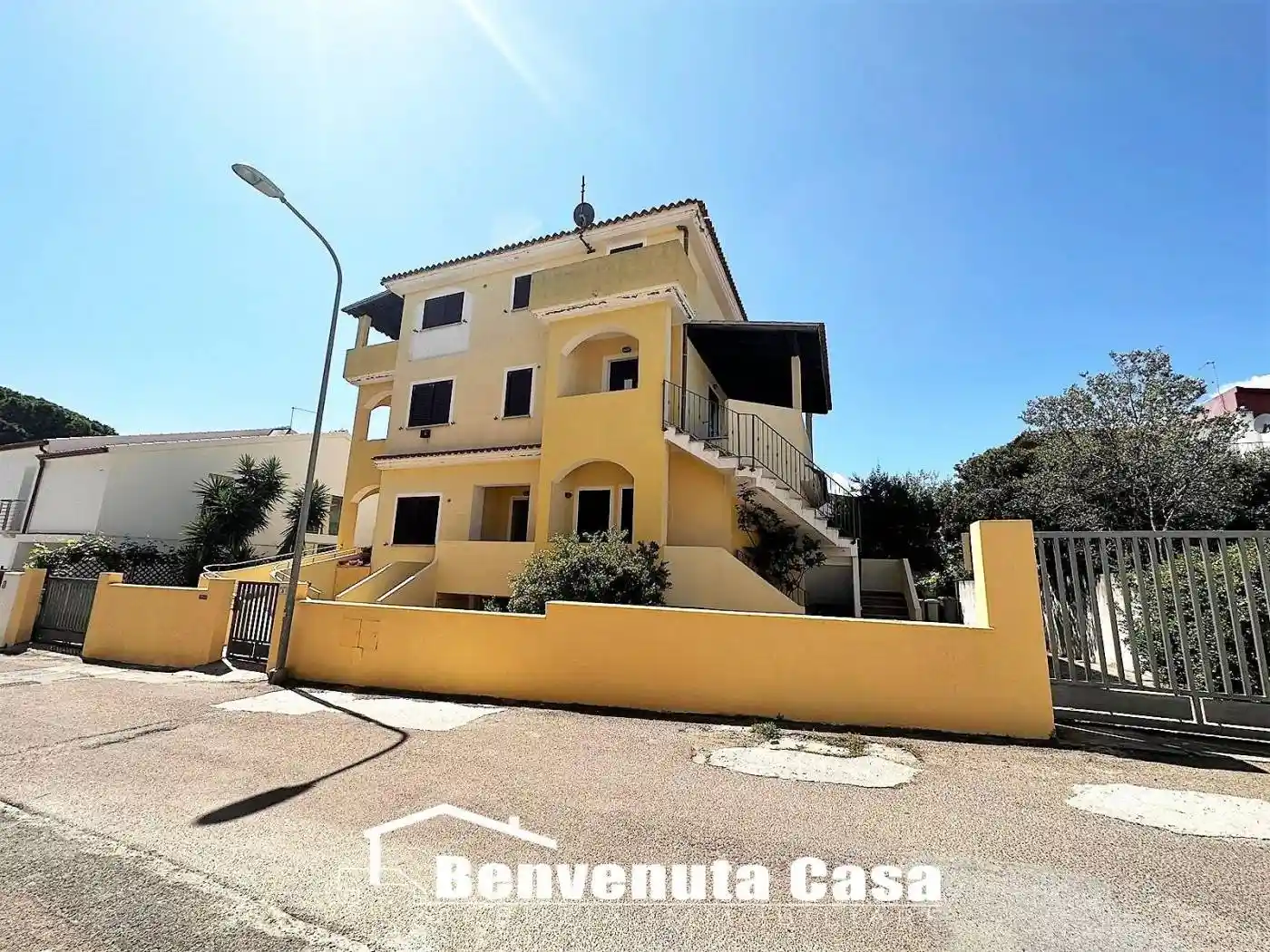 Palazzo - Edificio in vendita a Siniscola