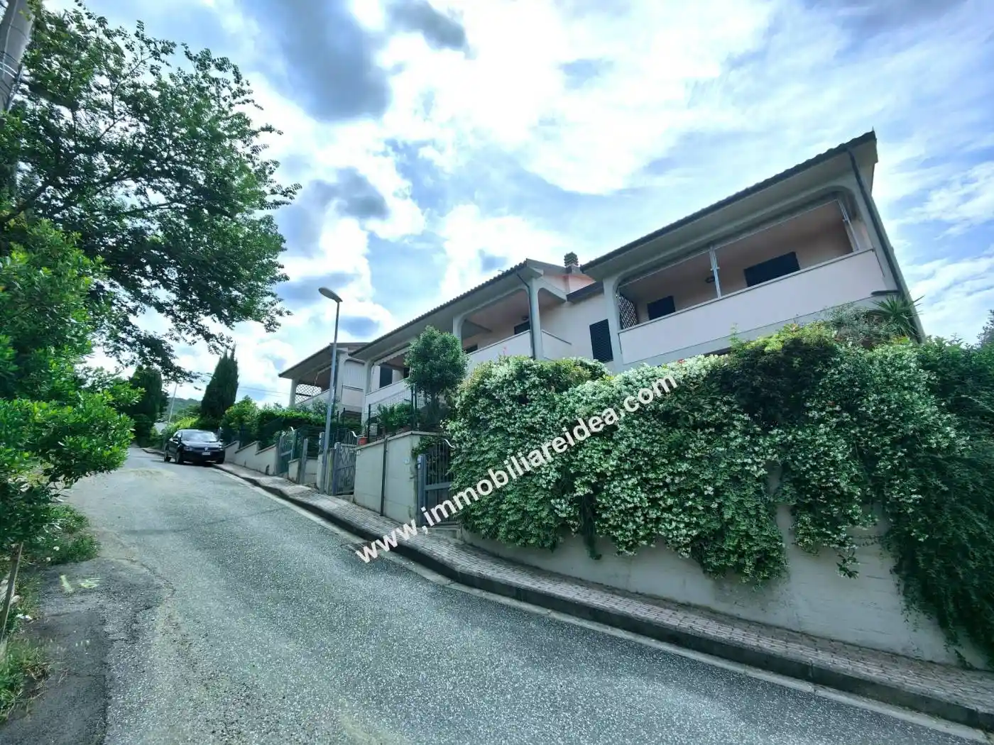 Appartamento in vendita a Castellina Marittima