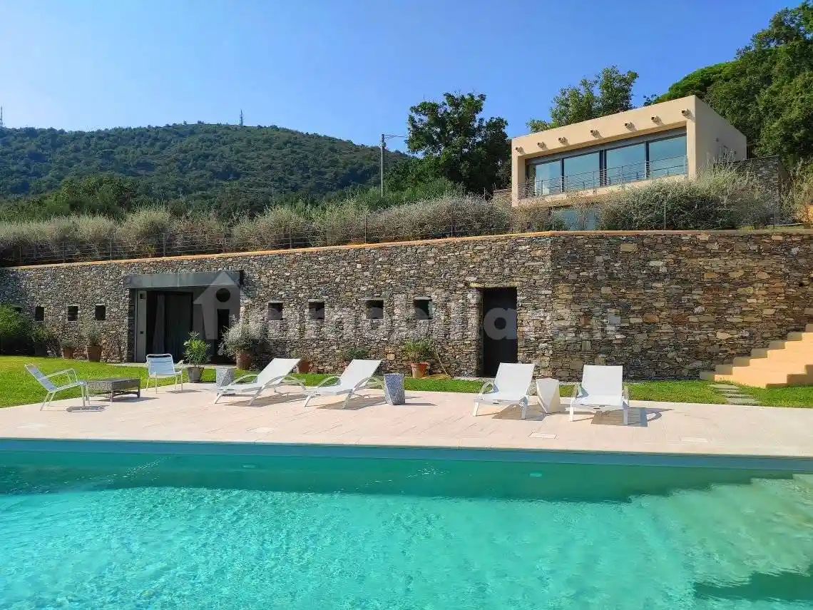Villa in vendita a Alassio