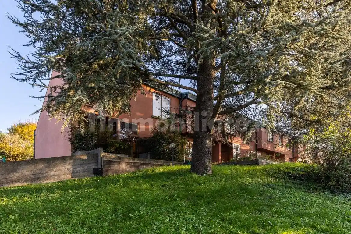 Villetta a schiera in vendita a Valsamoggia