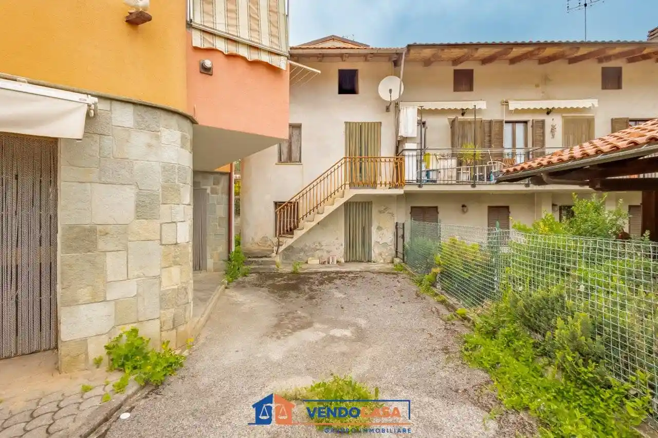 Casa indipendente in vendita a Vignolo