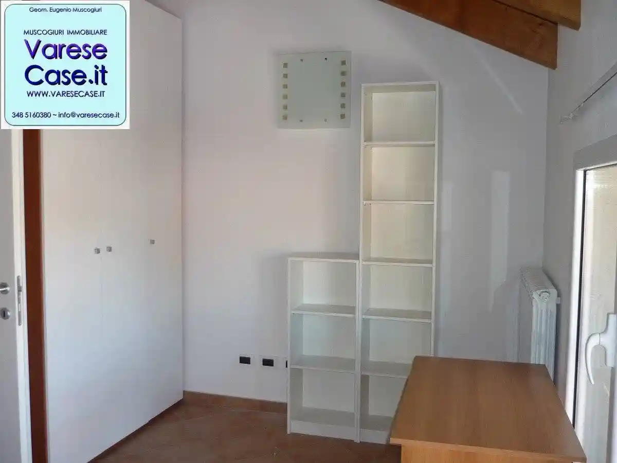Trilocale via Varese 1842, Centro, Ispra - foto 4
