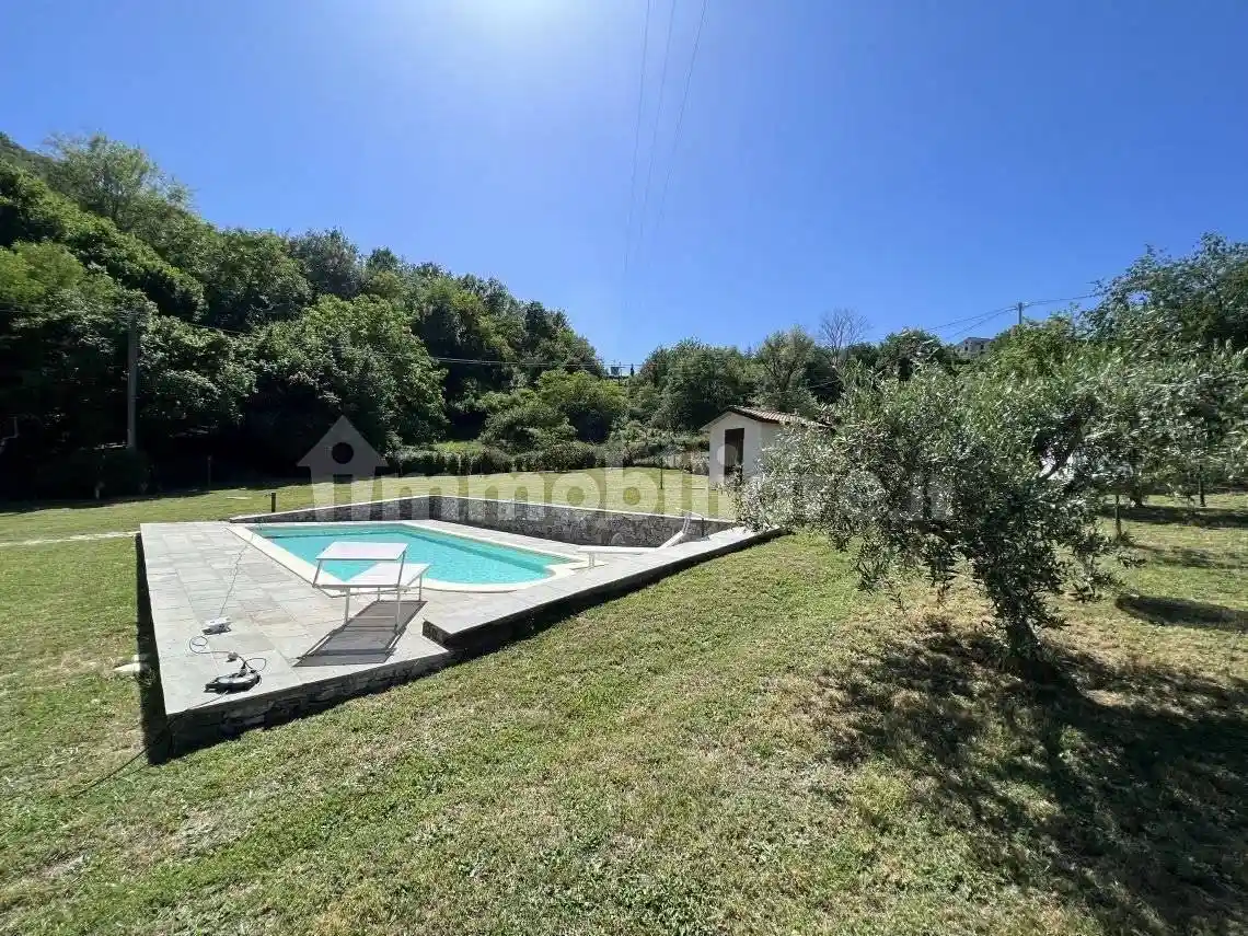 Villa in vendita a Tresana