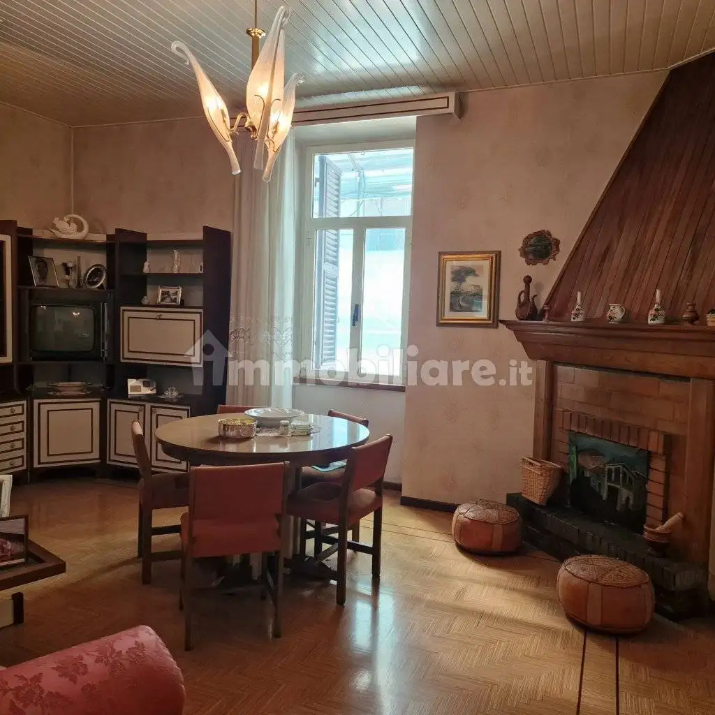 Appartamento in vendita a Tagliacozzo