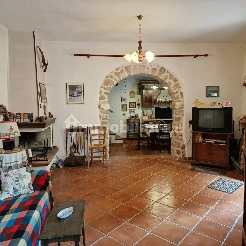Casa indipendente in vendita a Sante Marie