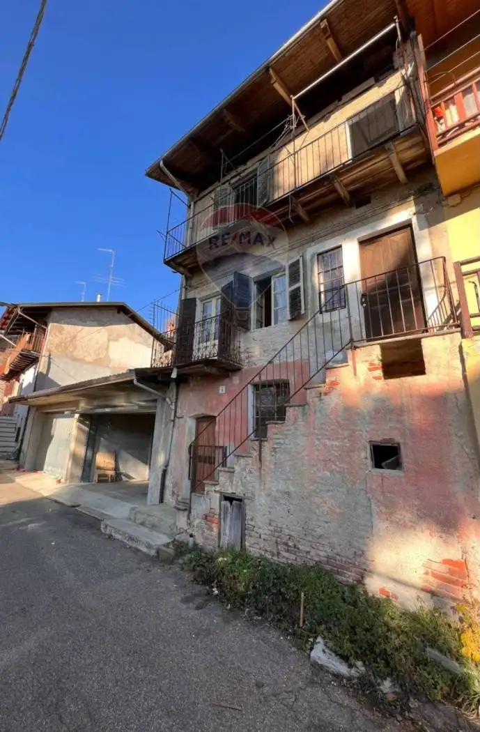 Appartamento in vendita a Camandona