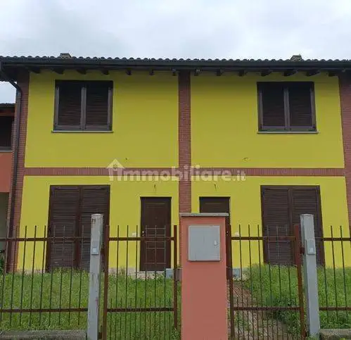 Villetta a schiera in vendita a Cadrezzate con Osmate