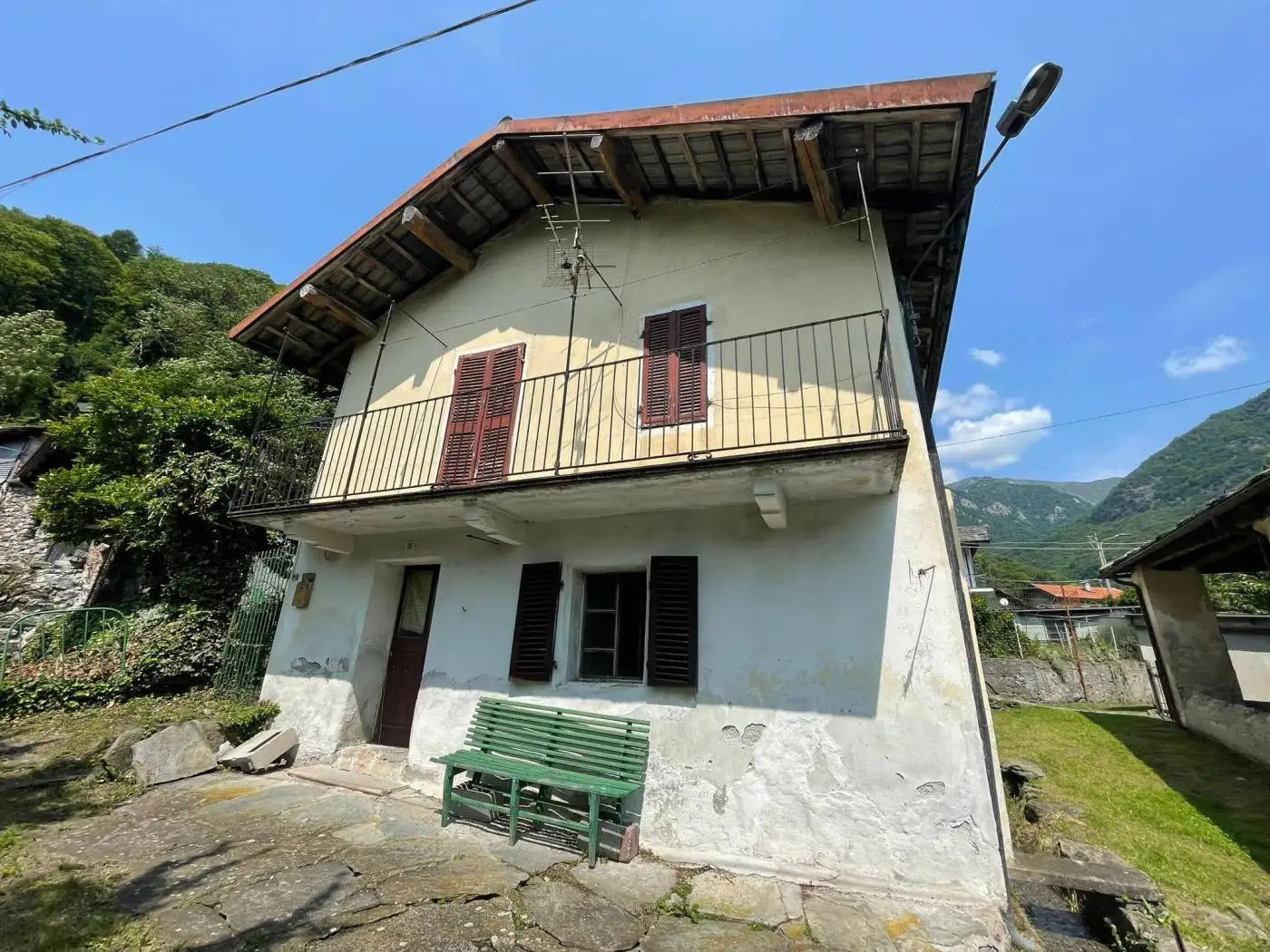 Casa indipendente in vendita a Sparone