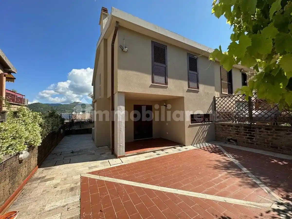 Villa in vendita a Terni