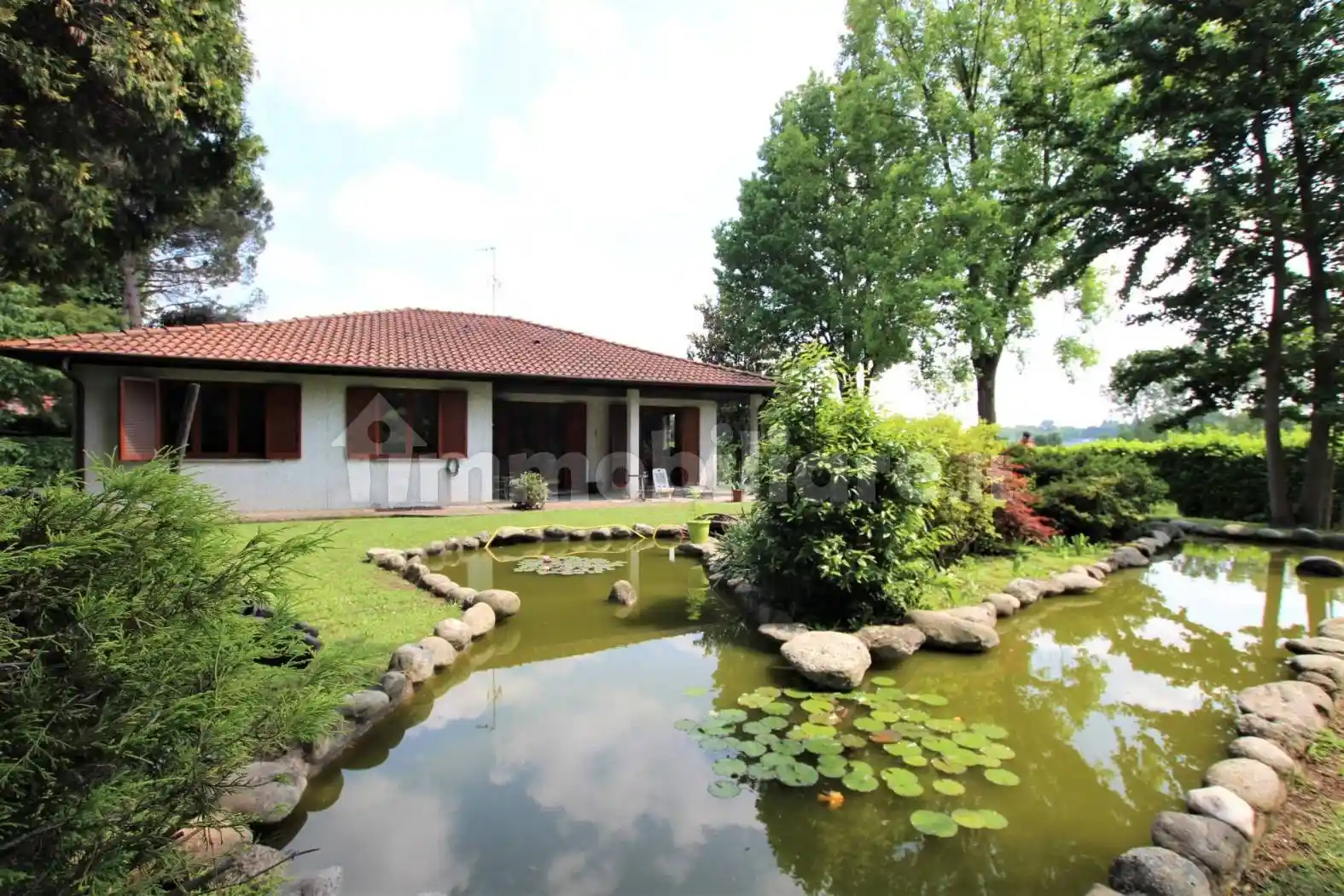 Villa in vendita a Carimate