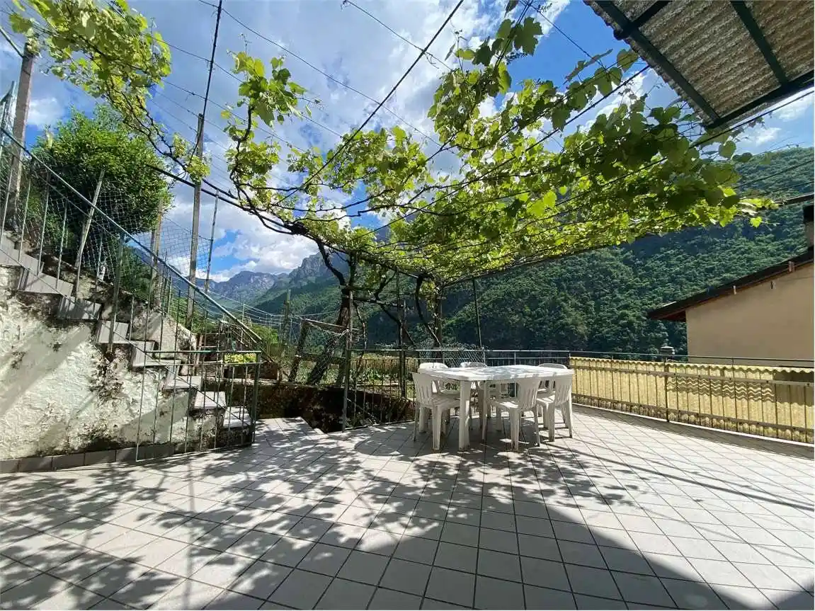 Rustico - Casale in vendita a Ala