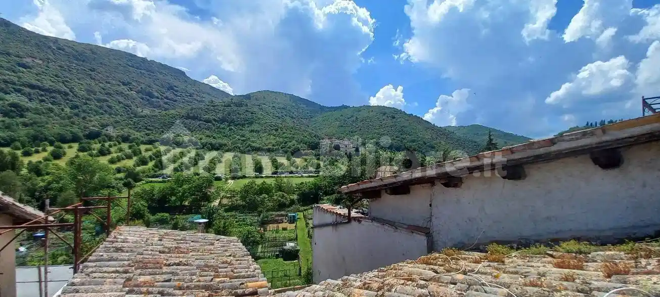 Appartamento in vendita a Spoleto