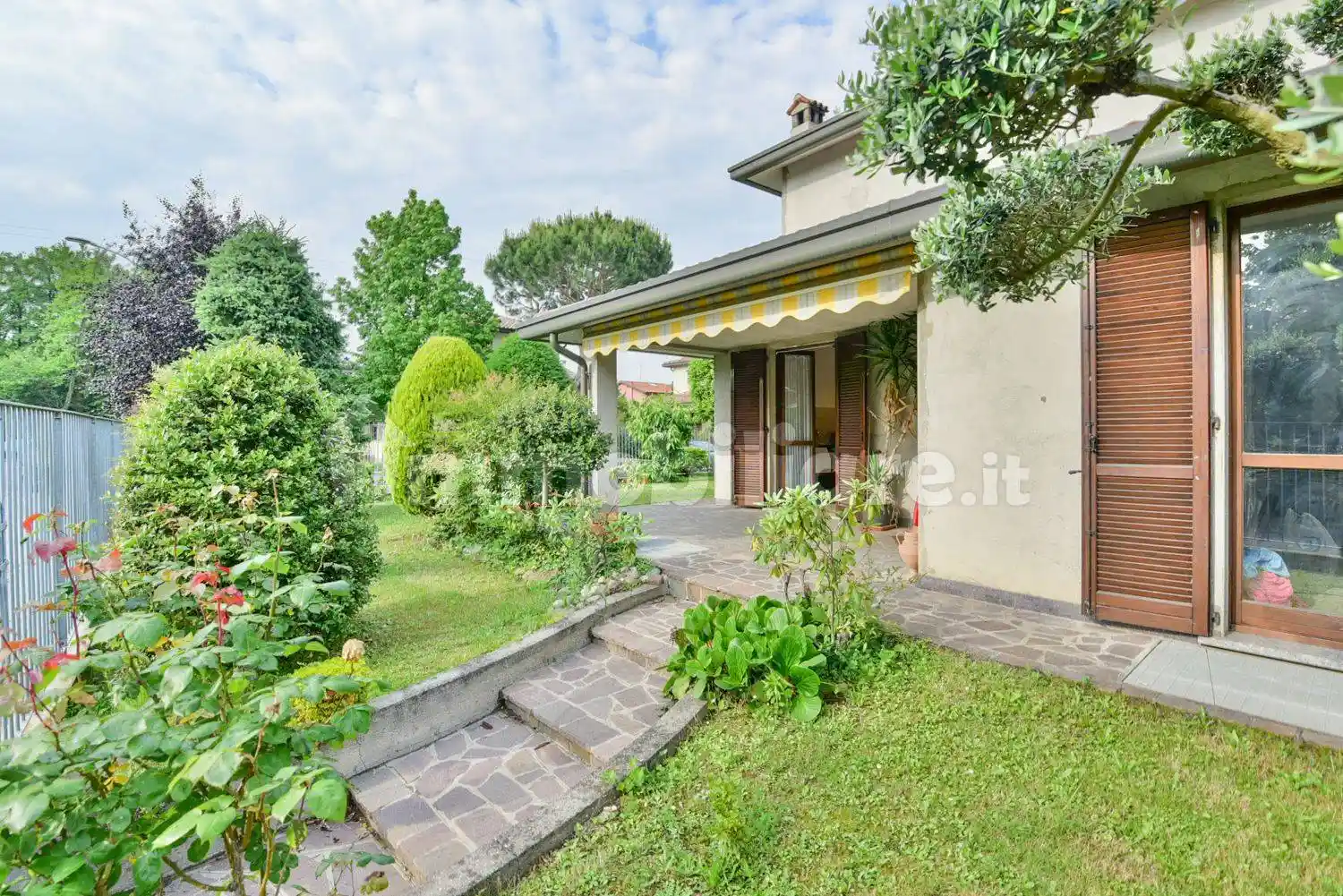 Villa in vendita a Oggiono