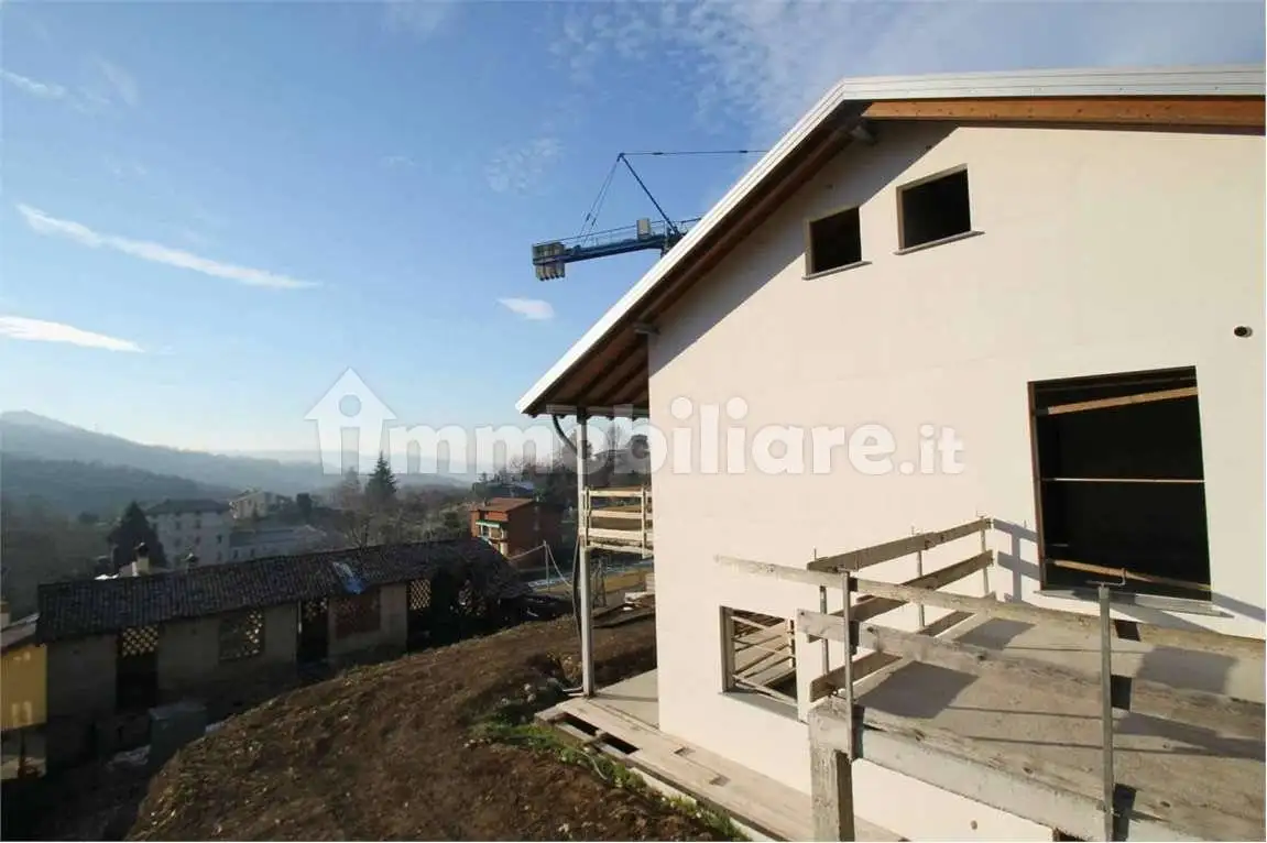Villa unifamiliare 360 m², Ello - foto 4