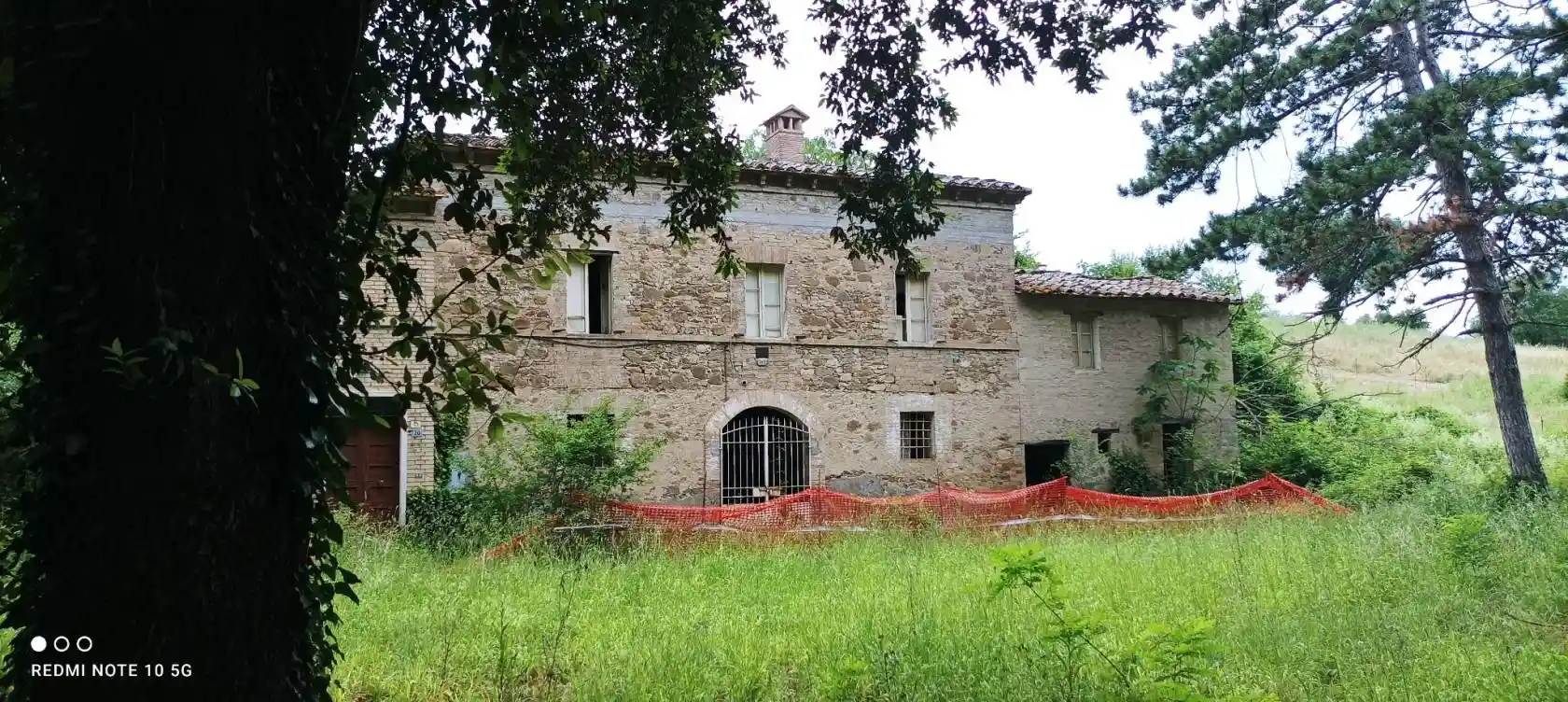Rustico - Casale in vendita a Bettona