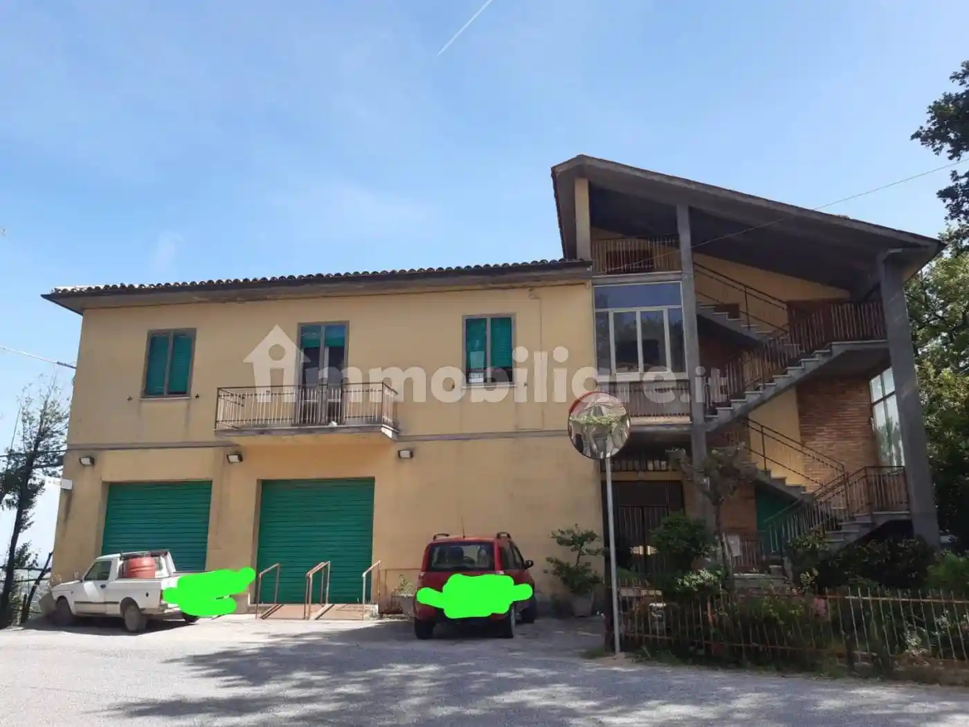 Villa in vendita a San Severino Marche