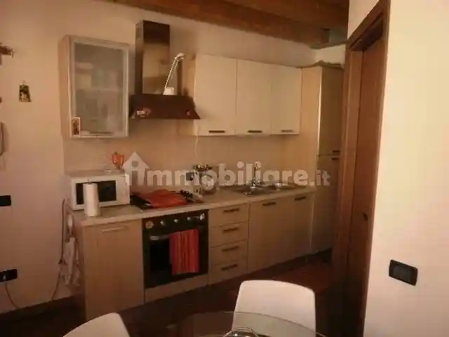 Appartamento in affitto a Adria