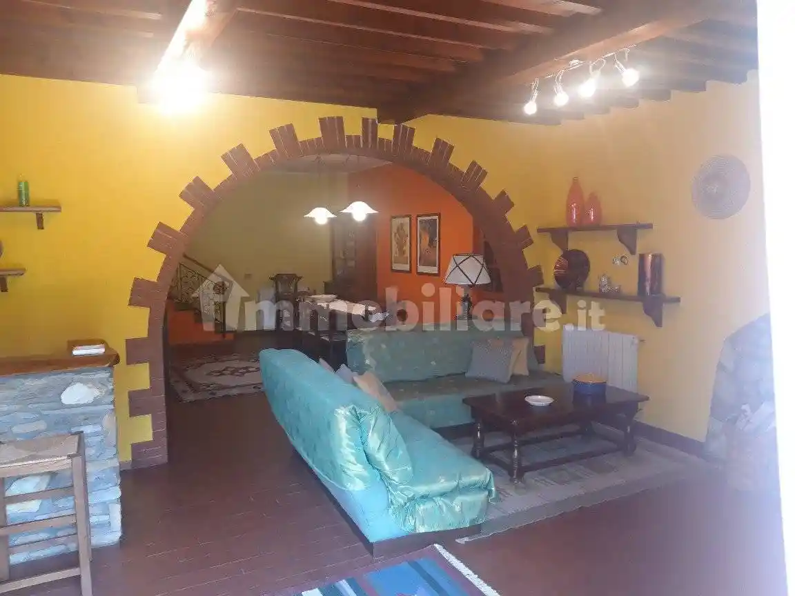 Villa in vendita a Marliana