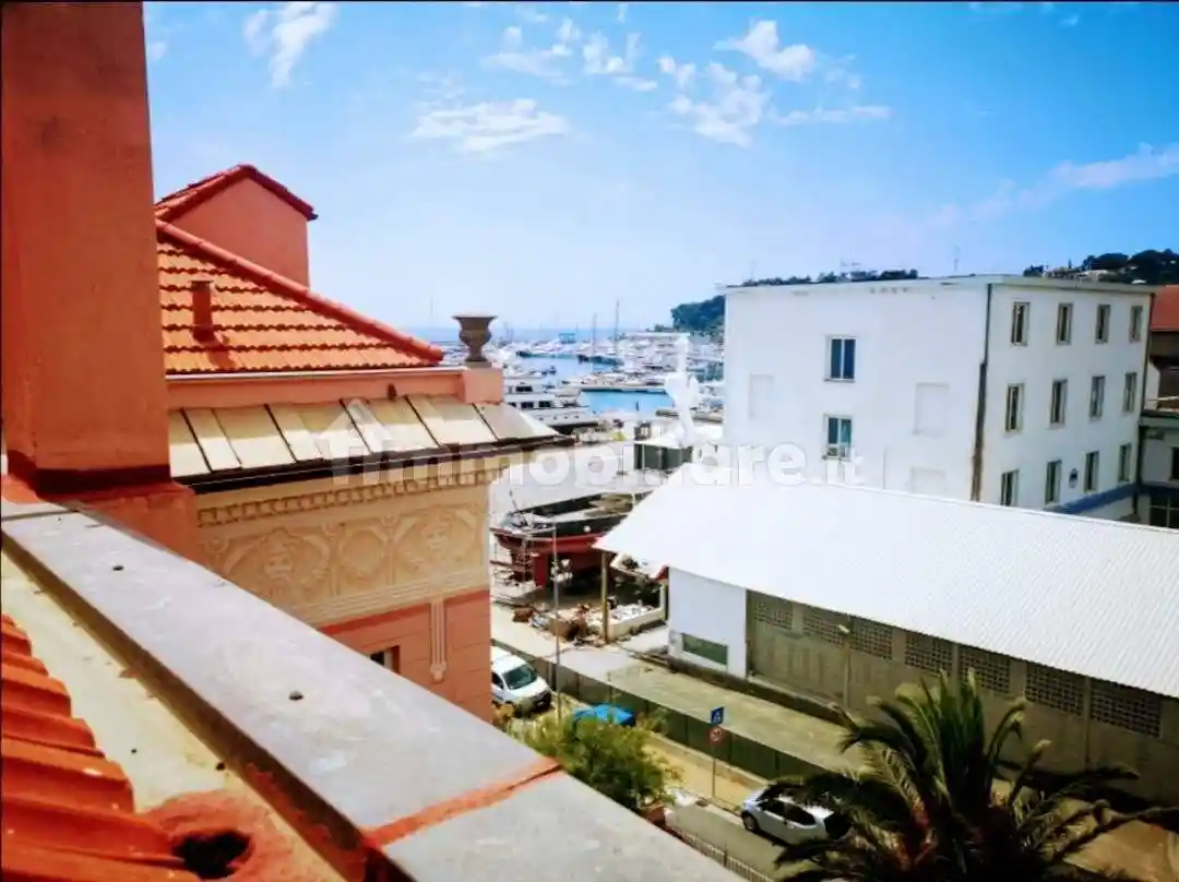 Attico - Mansarda in affitto a Varazze