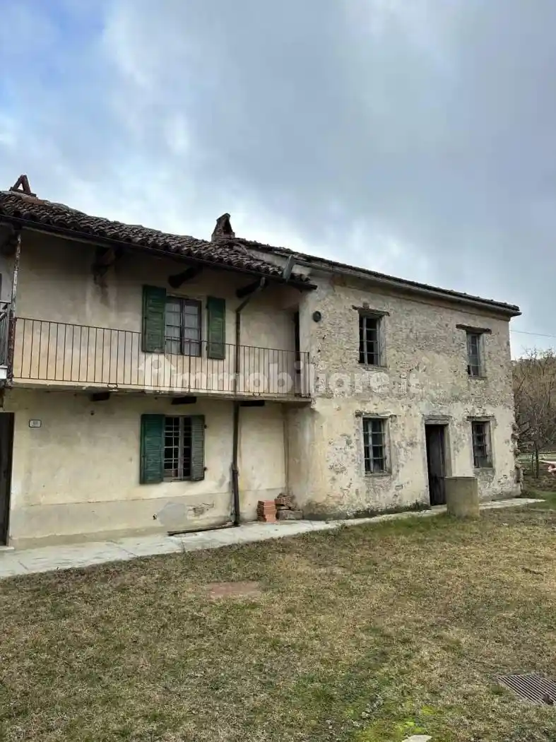 Rustico - Casale in vendita a Cravanzana