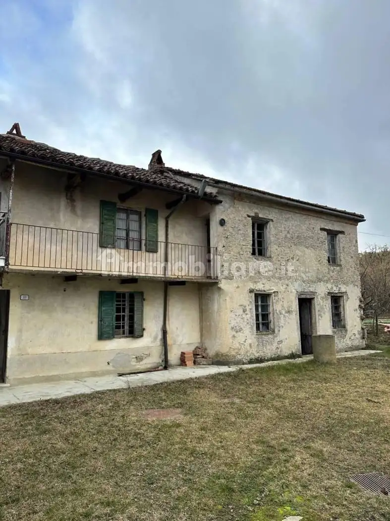 Rustico - Casale in vendita a Cravanzana