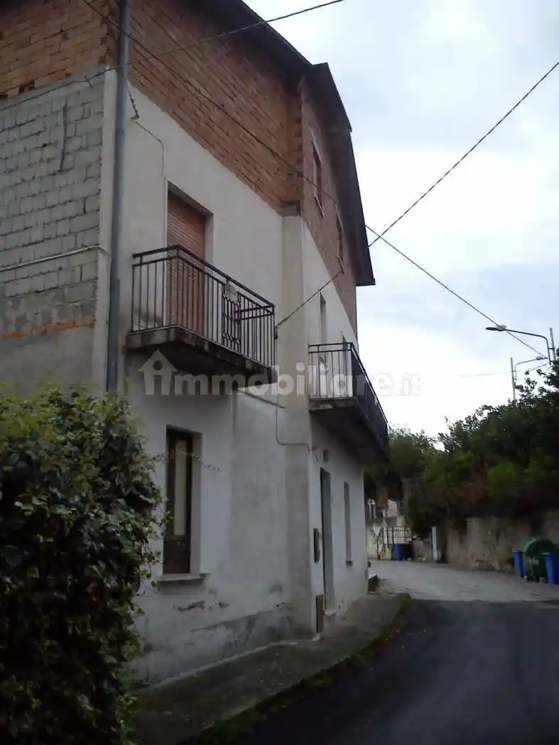 Palazzo - Edificio in vendita a Tarsia