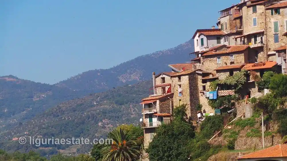 Appartamento in vendita a Apricale