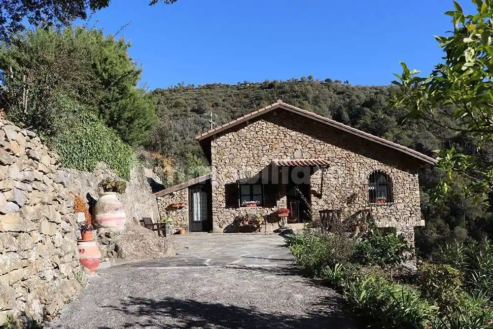 Rustico - Casale in vendita a Dolceacqua