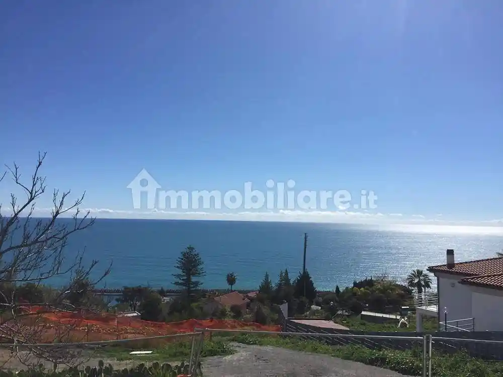 Villa in vendita a Ospedaletti