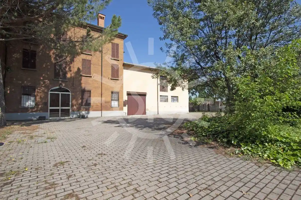 Villa in vendita a Lugo