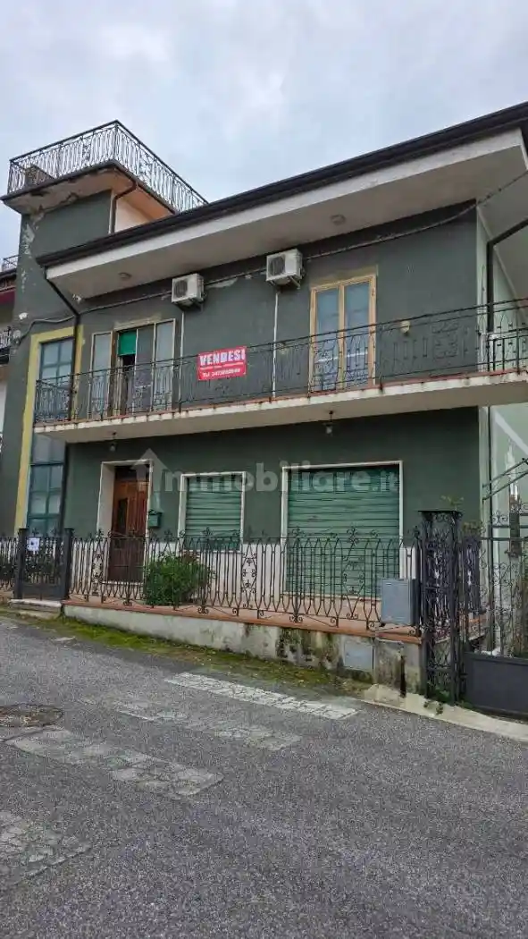 Villa in vendita a Coreno Ausonio