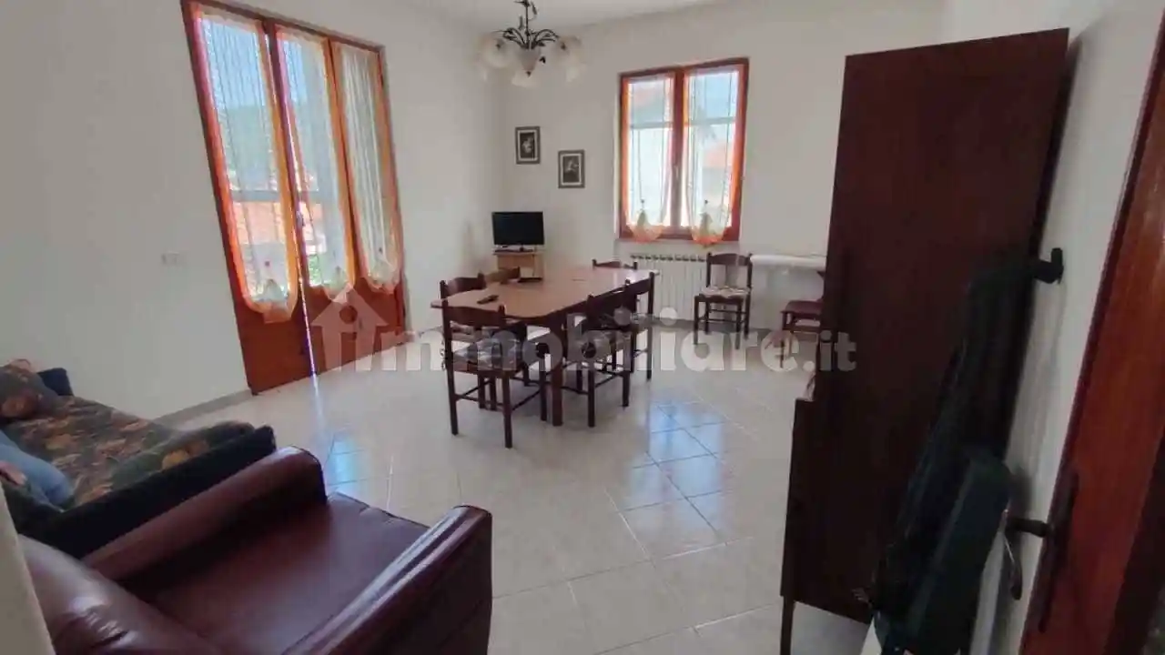 Appartamento in vendita a Ameglia