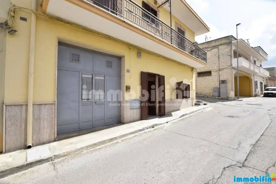 Appartamento in vendita a Oria