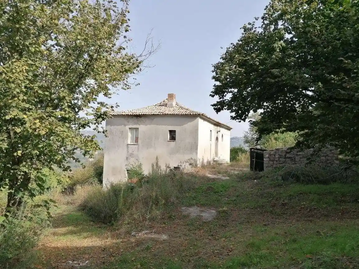 Terratetto unifamiliare Contrada Archi 8, Picarelli, Rione Ferrovia, Archi, Avellino - foto 2