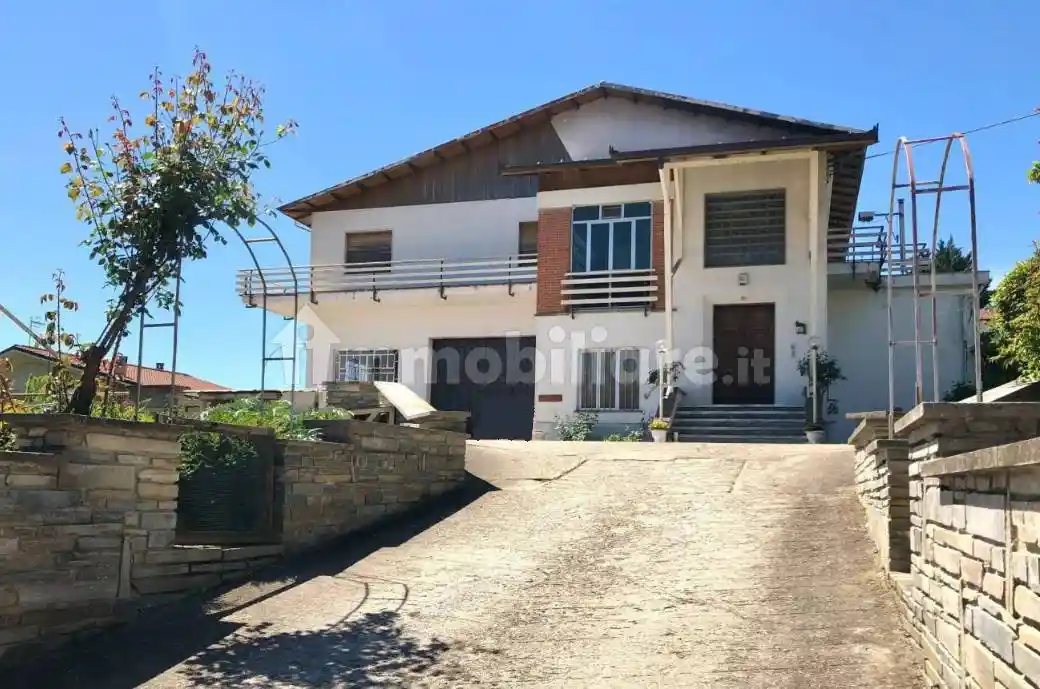 Appartamento in vendita a Santa Vittoria d'Alba