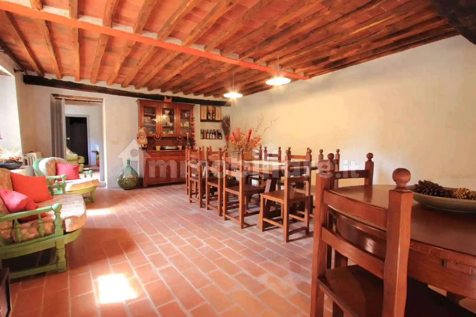 Rustico - Casale in vendita a Lucca