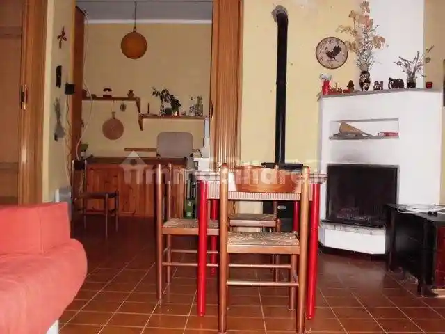 Appartamento in vendita a Urbe