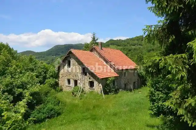 Rustico - Casale in vendita a Sassello