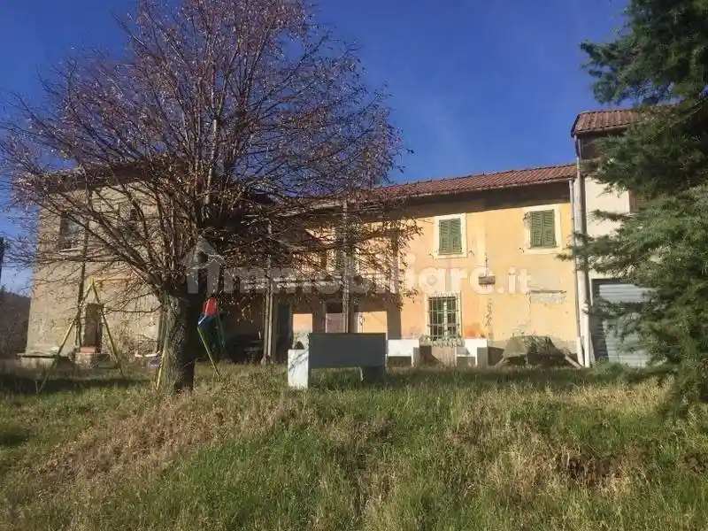 Villetta a schiera in vendita a Mioglia