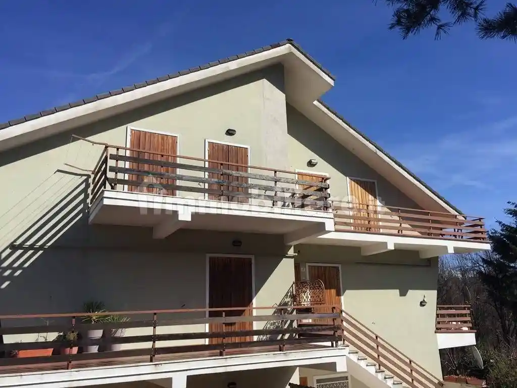 Appartamento in vendita a Urbe