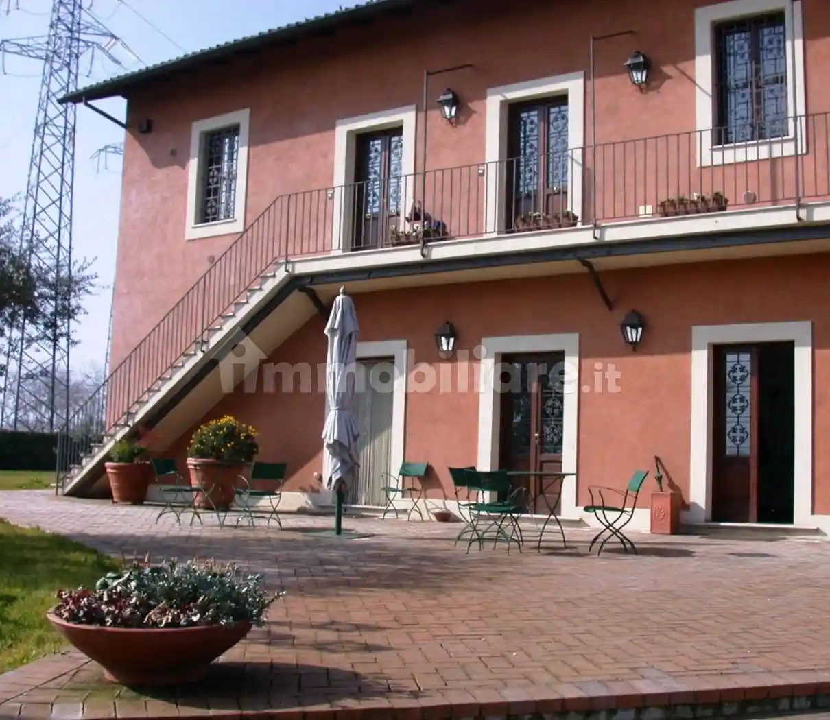 Palazzo - Edificio in Affitto - foto 2