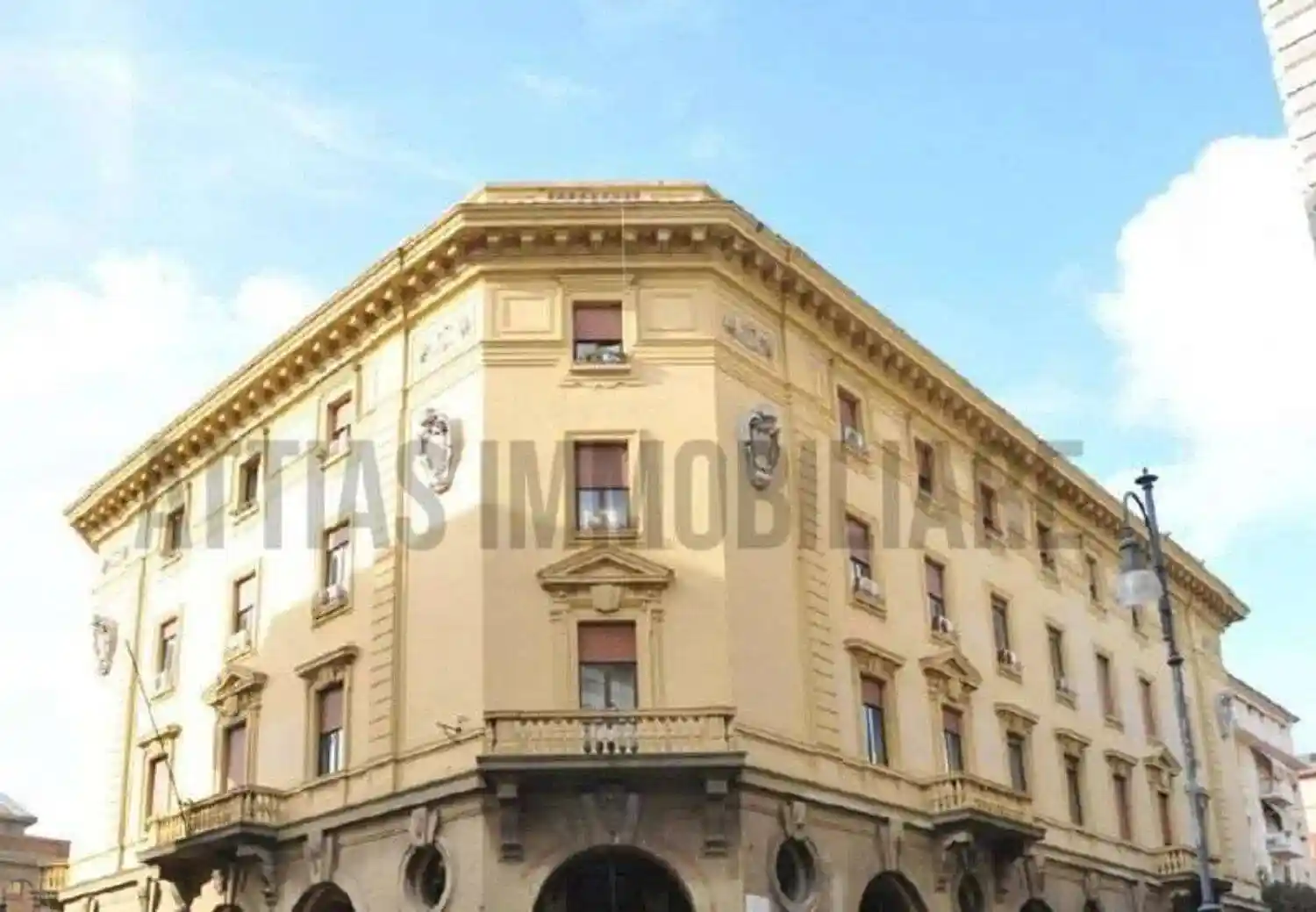 Appartamento in vendita a Livorno