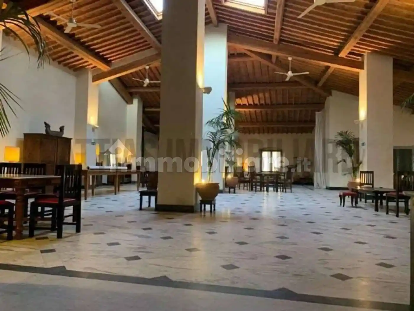 Appartamento in vendita a Livorno