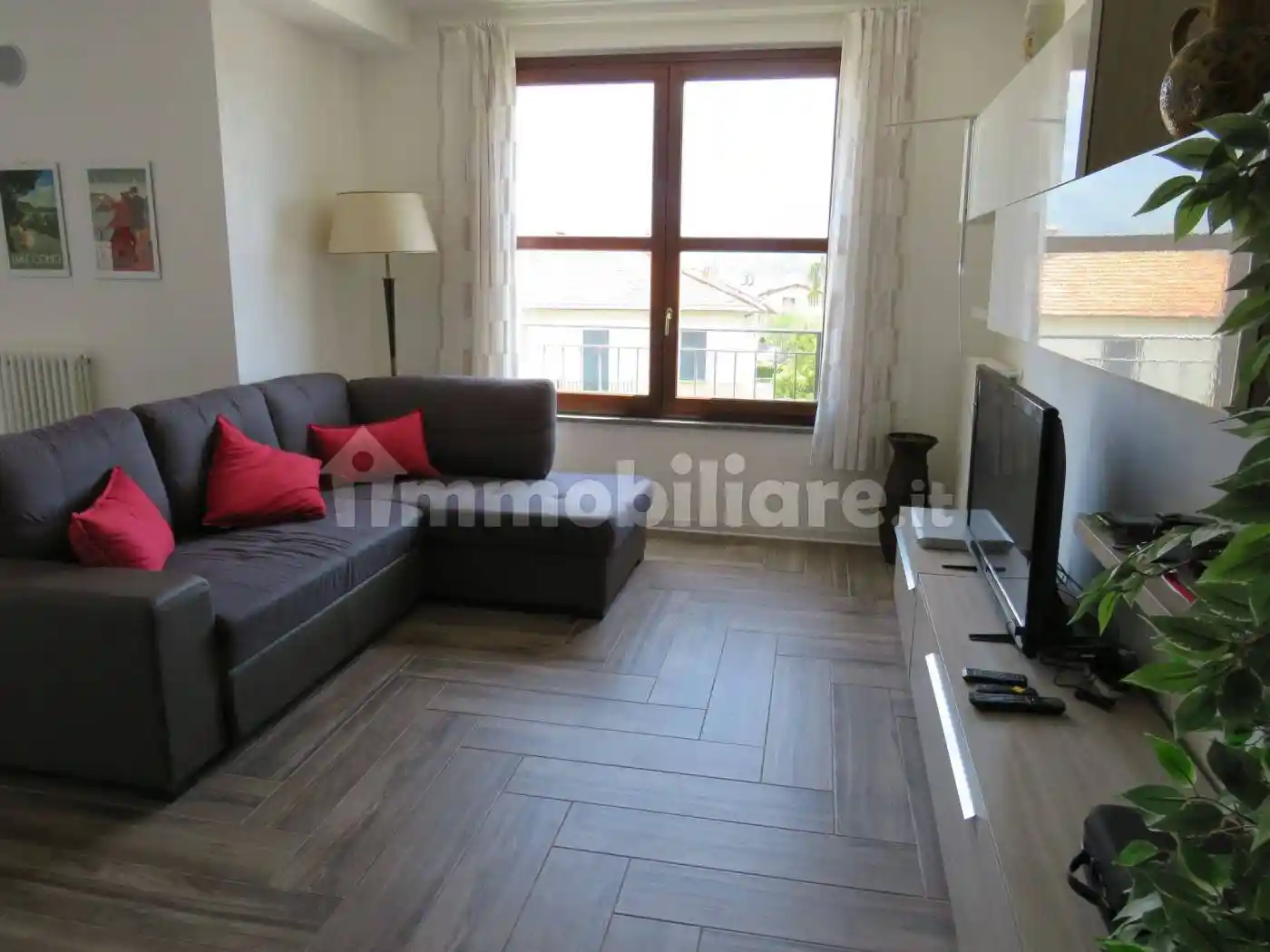 Appartamento in affitto a Gravedona ed Uniti